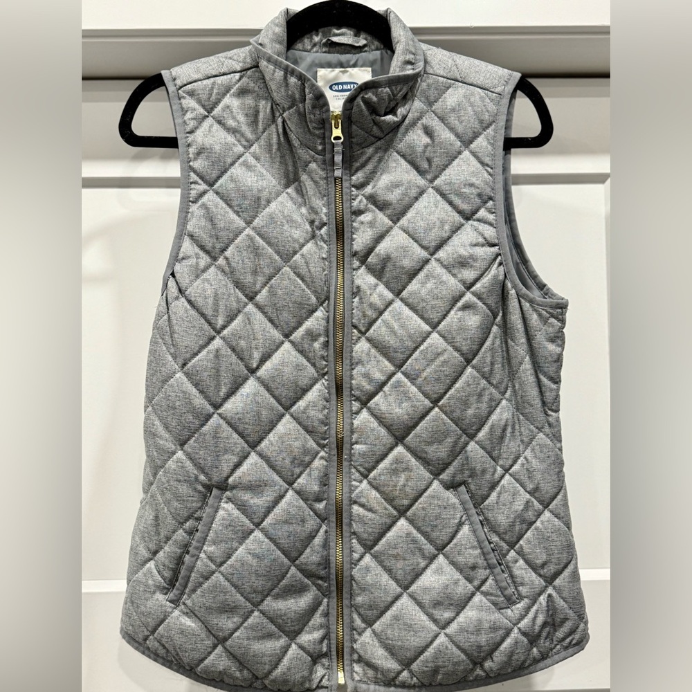 Old Navy • Quilted Vest - Picture 2 of 5